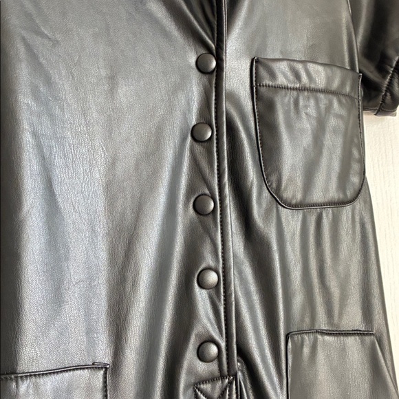 ❄️Cariño Santo Faux Leather Jumpsuit Size Small Online $95 - Picture 7 of 9
